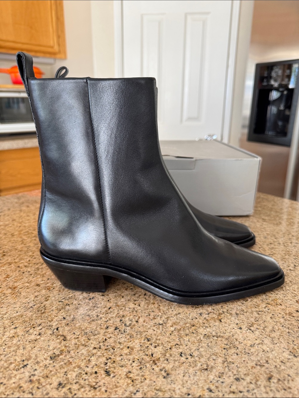 Everlane The Havana Boot Black Leather 9.5 Brand New in Box - Picture 8 of 11